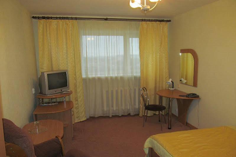 Hotel Vetraz ヴィーツェプスク エクステリア 写真