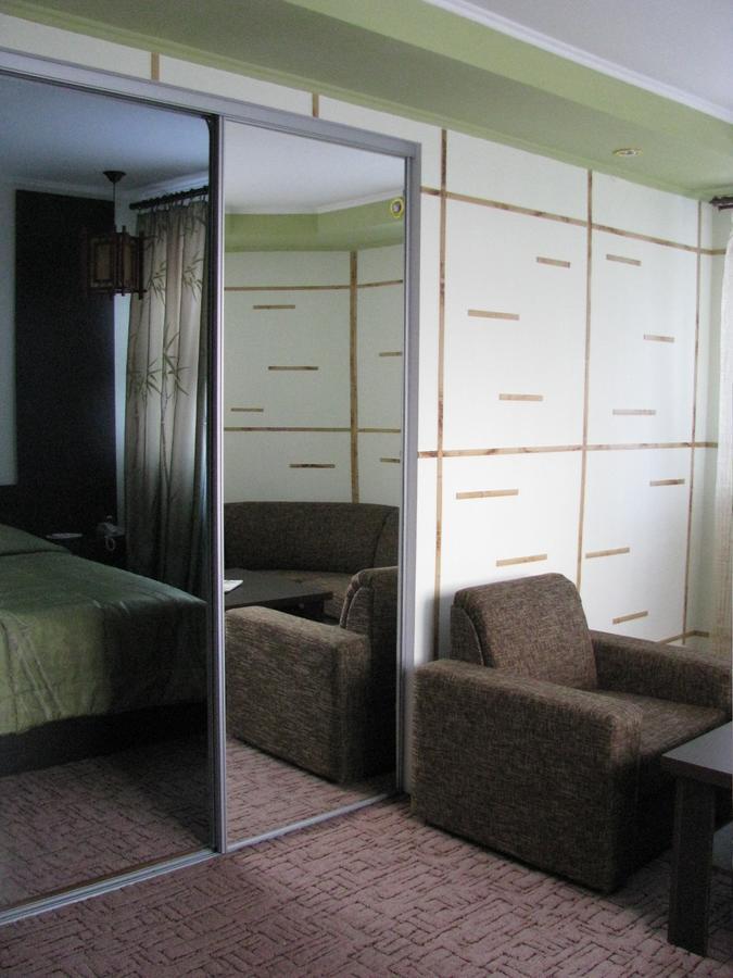 Hotel Vetraz ヴィーツェプスク エクステリア 写真