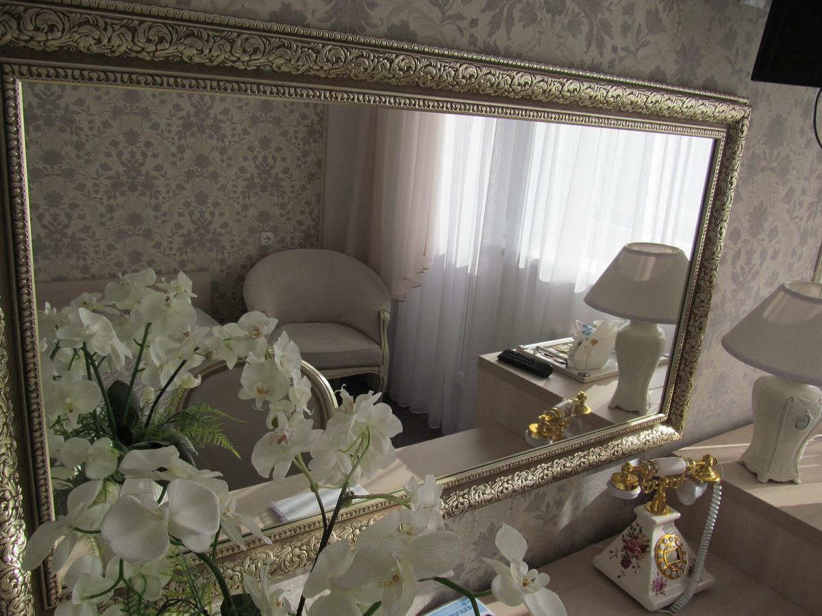 Hotel Vetraz ヴィーツェプスク エクステリア 写真